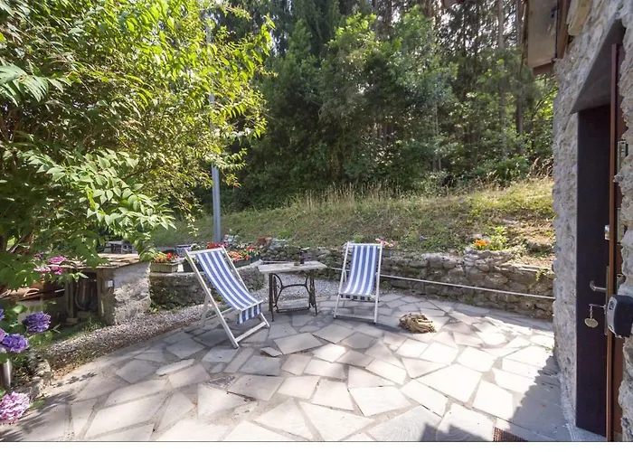 Semesterbostad Casa La Rosa Coreglia Ligure