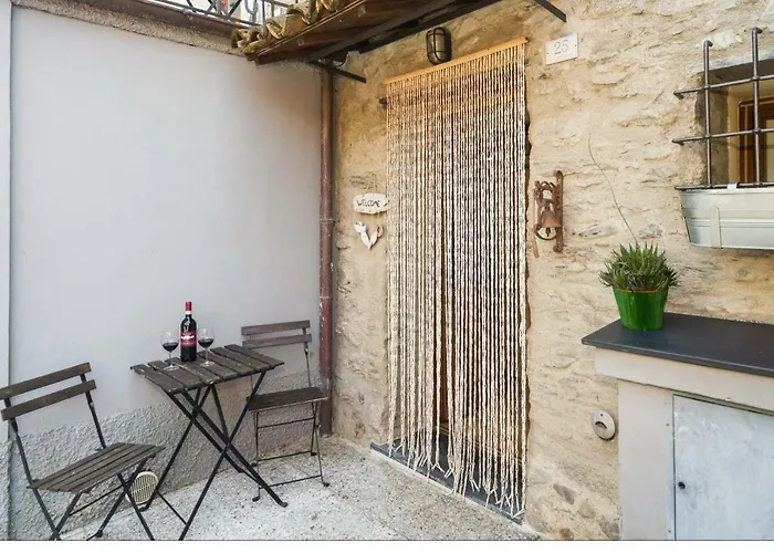 Casa La Rosa Semesterbostad Coreglia Ligure